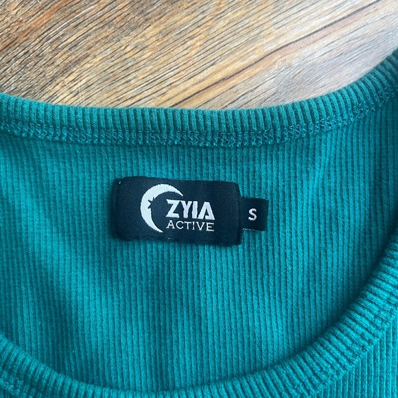 Zyia Active ladies, teal green, size small crop tank top - Picture 2 of 3